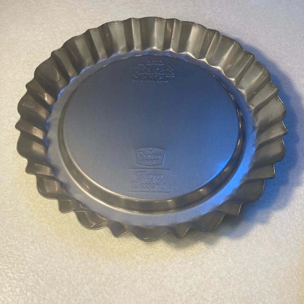 Ecko vintage fluted quiche pan